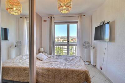 Appartement - 77 m² - 4 pièces