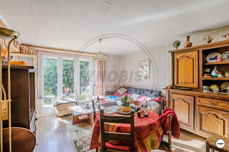 Maison - 300 m² - 10 pièces