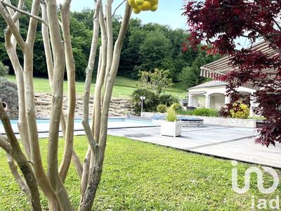 Maison de maîtres - 338 m² - 8 pièces