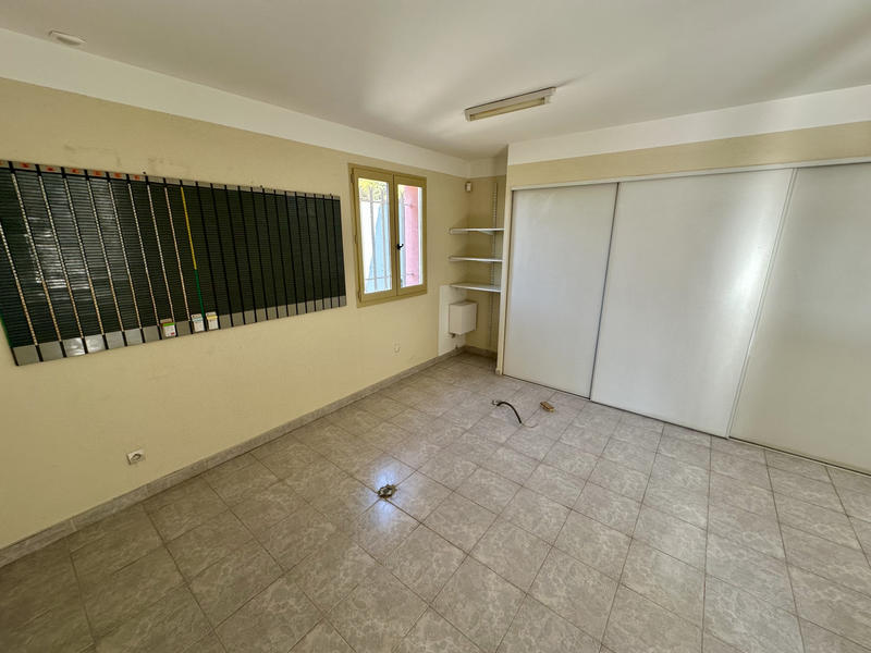 Local commercial - 113 m²