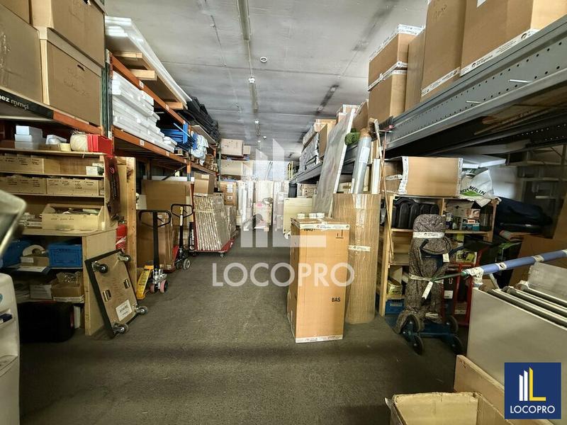 Local d'activité / Entrepôt - 687 m²