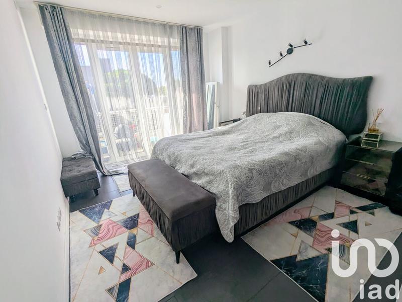 Appartement - 84 m² - 4 pièces