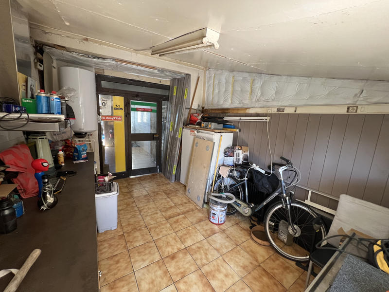 Maison - 244 m² - 10 pièces