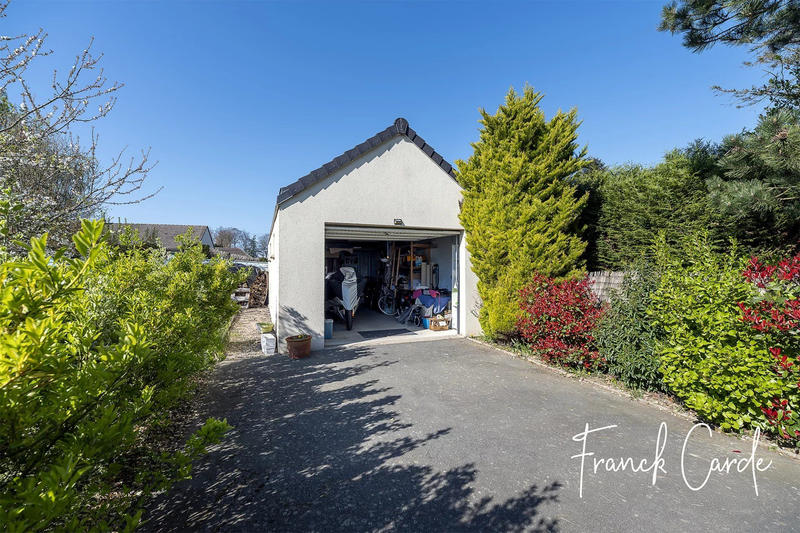 Maison - 159 m² - 8 pièces