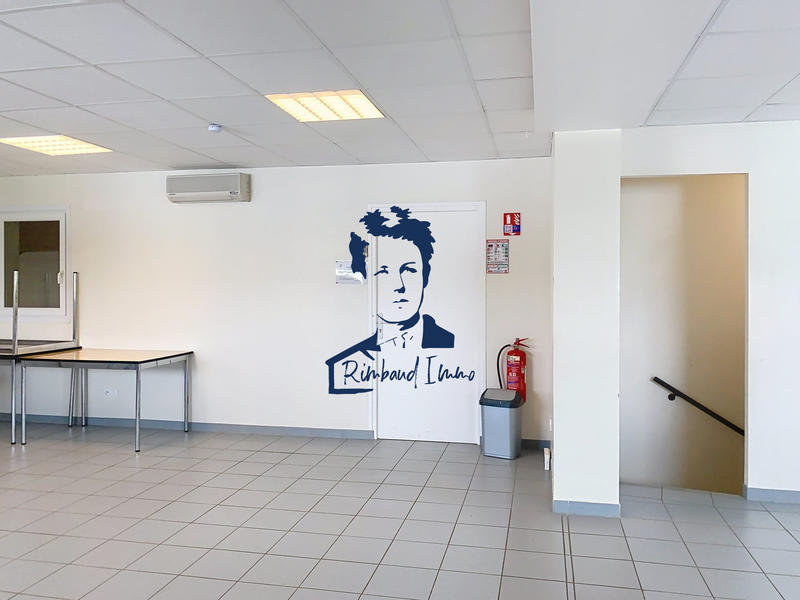 Local d'activités - 300 m²