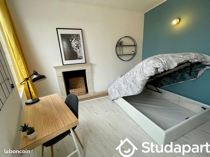 Chambre - 241 m² - 1 pièce