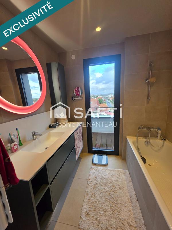 Appartement - 95 m² - 5 pièces