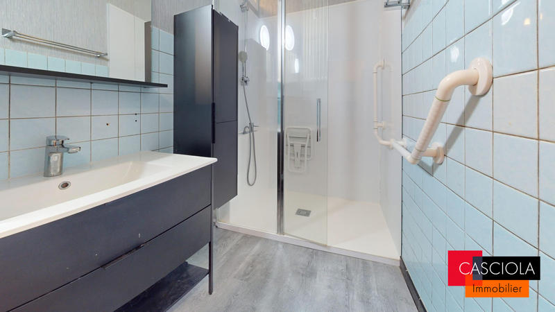 Appartement - 75 m² - 4 pièces