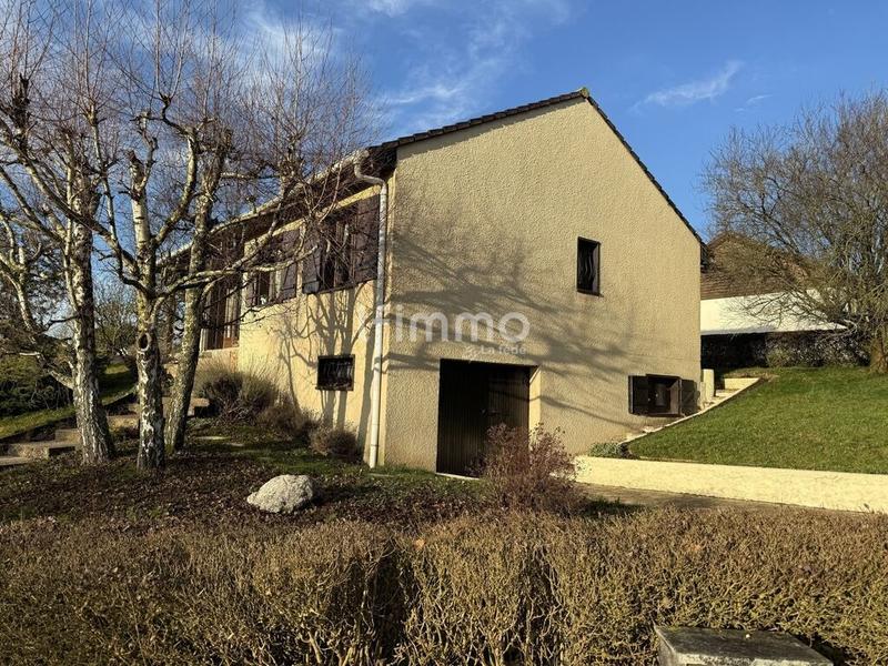 Maison - 105 m² - 6 pièces