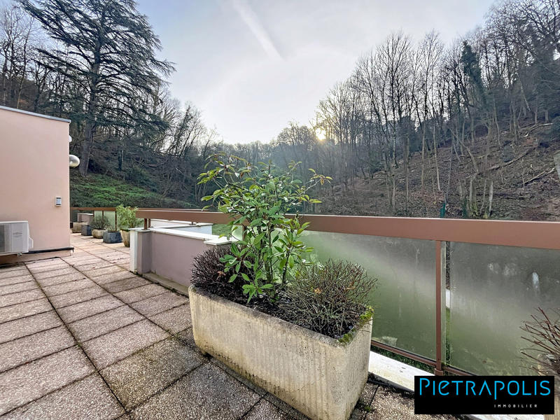 Appartement - 132 m² - 4 pièces