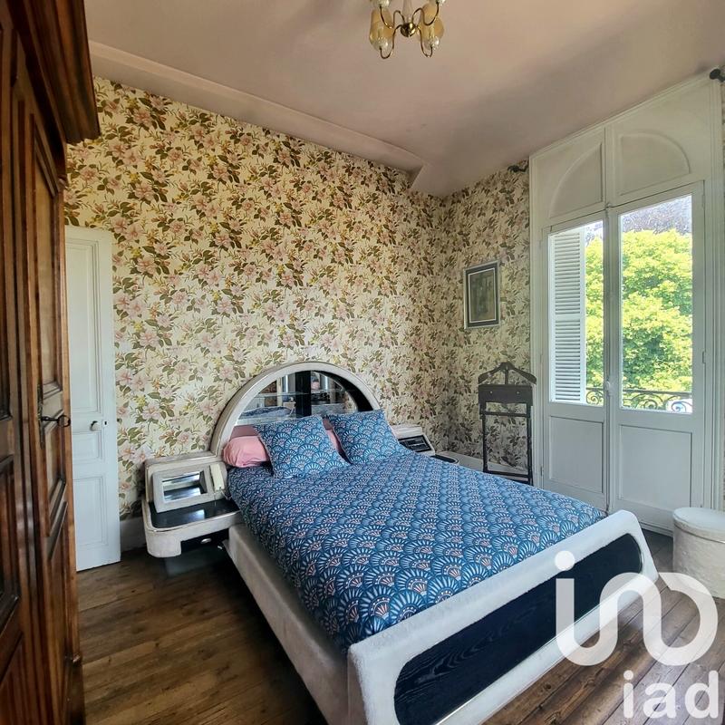 Maison - 265 m² - 9 pièces