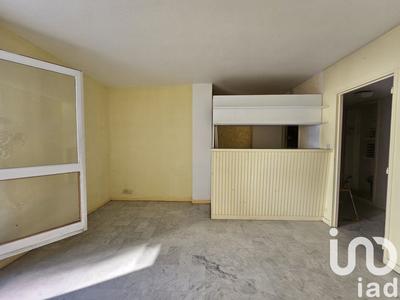 Studio - 25 m² - 1 pièce