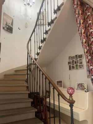 Maison de maîtres - 300 m² - 12 pièces