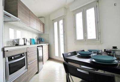 Chambre - 15 m² - 4 pièces