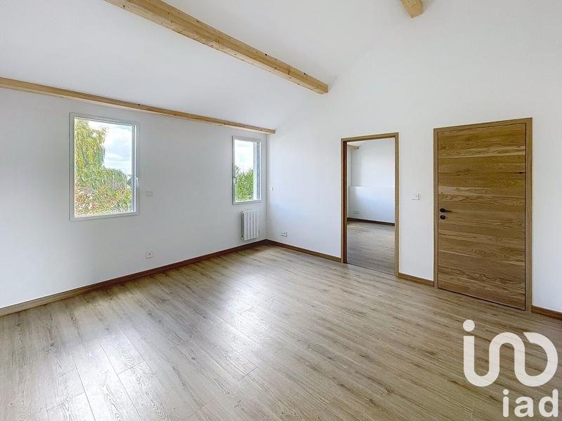 Maison - 230 m² - 8 pièces