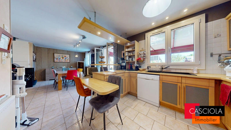 Maison - 118 m² - 6 pièces