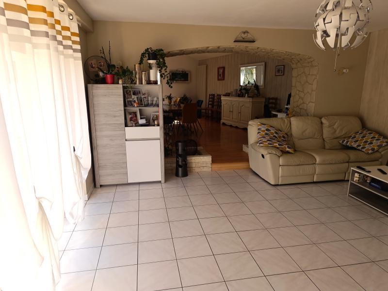 Appartement - 193 m² - 6 pièces