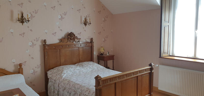 Propriété - 454 m² - 16 pièces