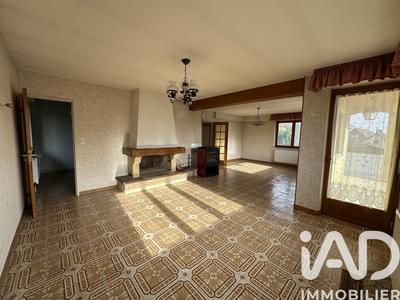 Maison - 218 m² - 7 pièces