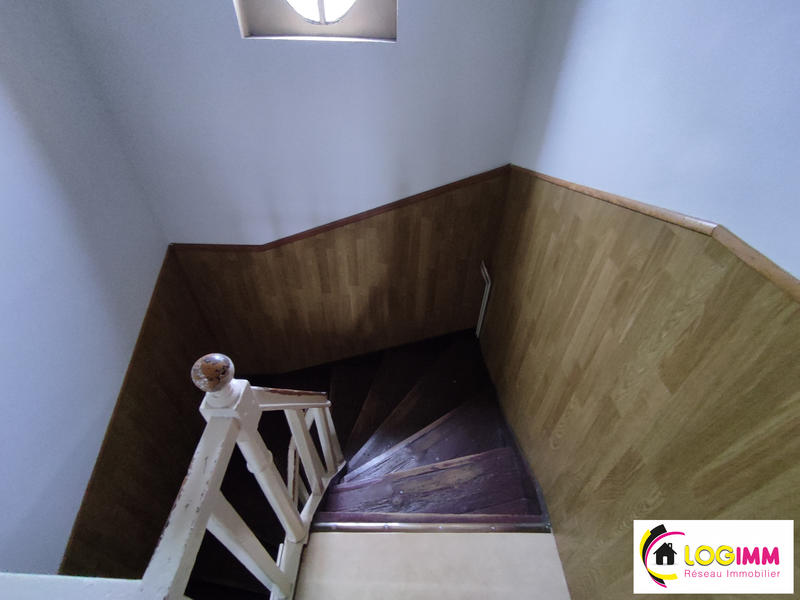 Maison - 180 m² - 7 pièces