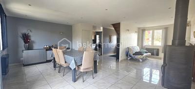 Maison - 128 m² - 7 pièces