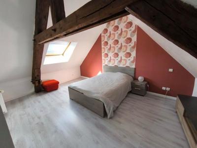 Maison - 87 m² - 5 pièces
