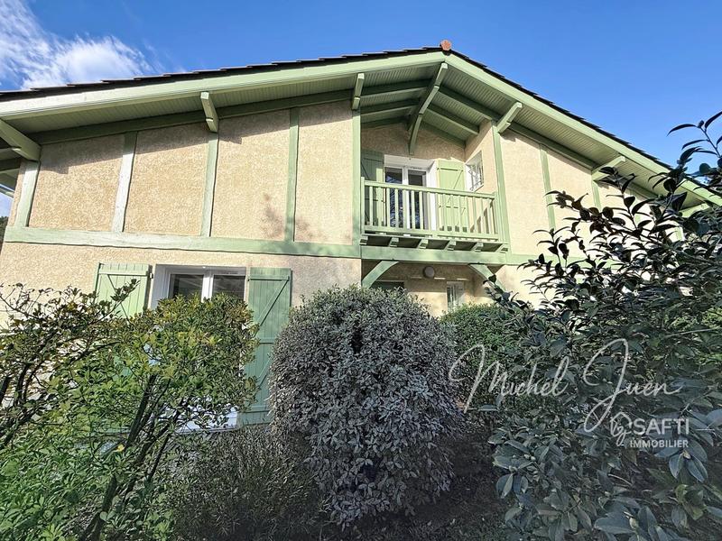 Maison - 140 m² - 5 pièces