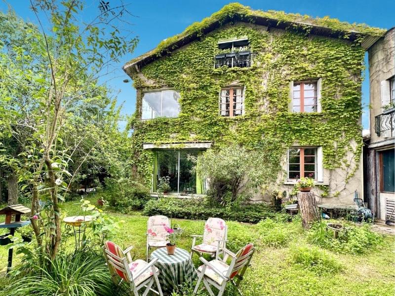 Maison - 253 m² - 8 pièces