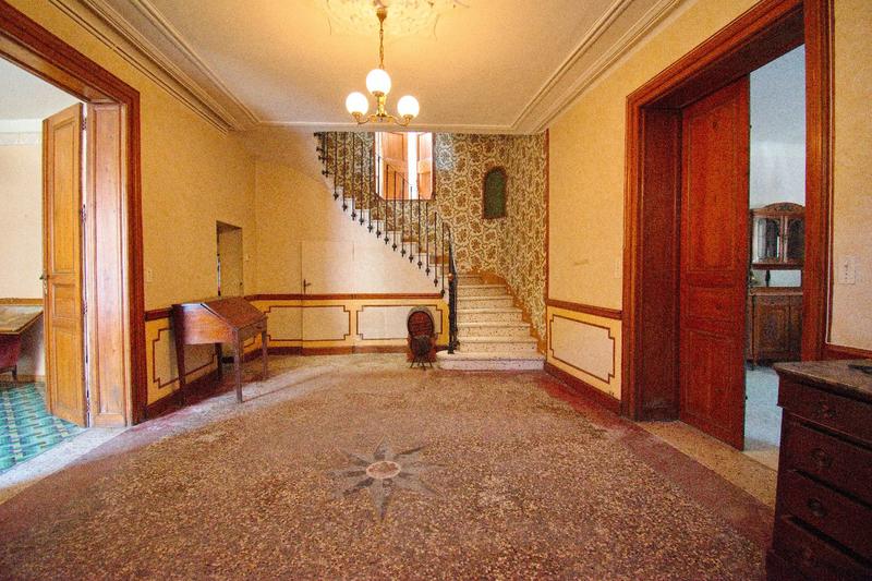 Maison - 202 m² - 12 pièces