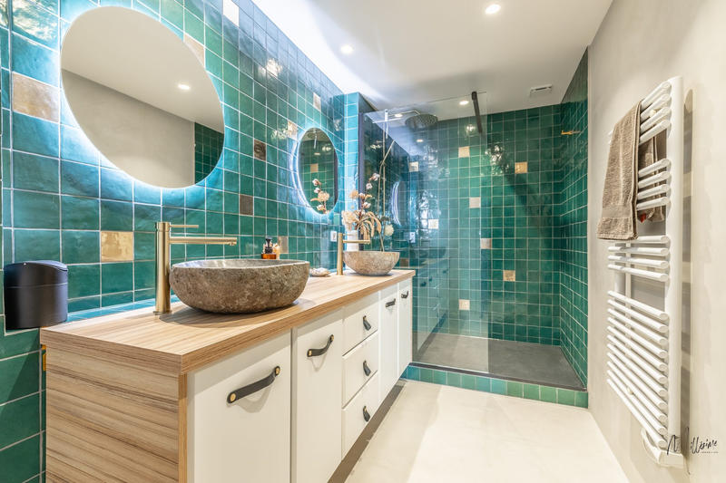 Maison - 207 m² - 8 pièces