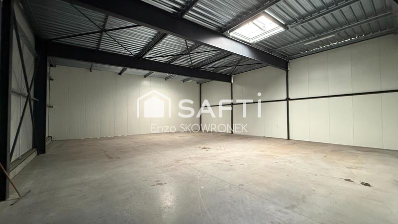 Local commercial - 925 m²