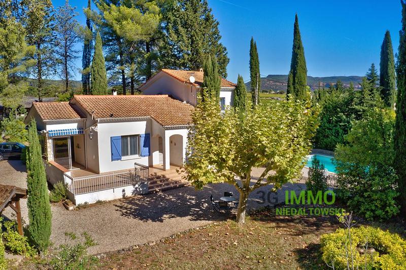 Propriété - 124 m² - 6 pièces