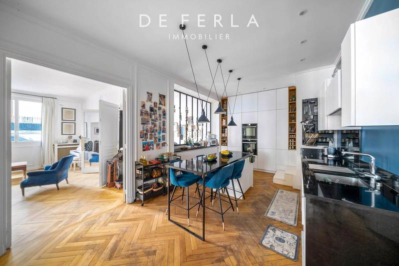 Appartement - 203 m² - 7 pièces