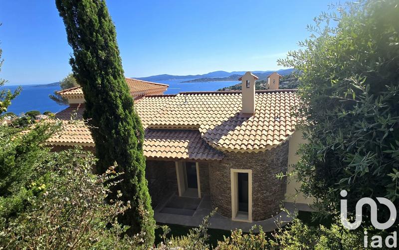 Maison - 229 m² - 6 pièces