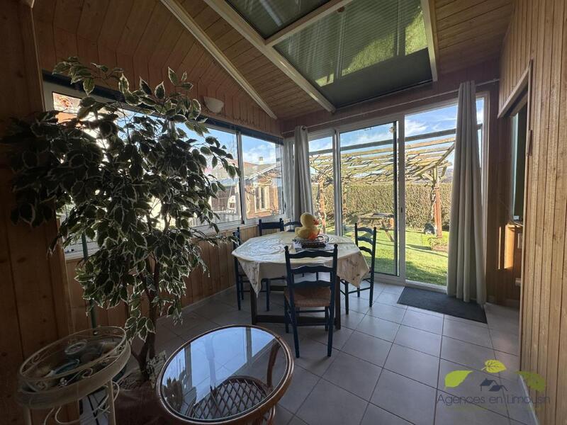 Maison - 98 m² - 5 pièces