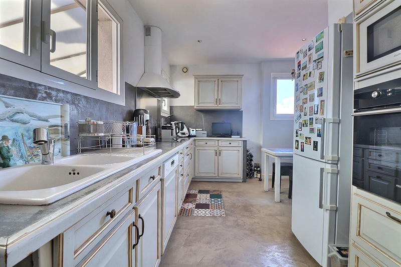 Appartement - 146 m² - 4 pièces