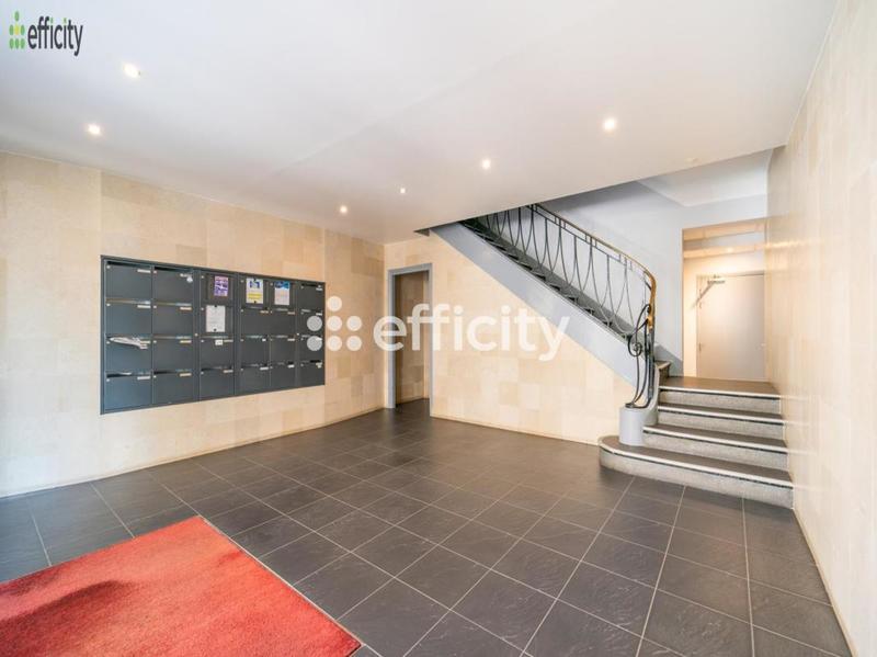 Loft - 110 m² - 6 pièces