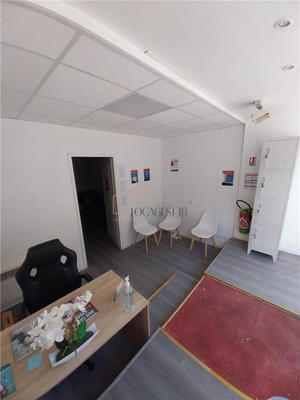 Local commercial - 34 m² - 1 pièce