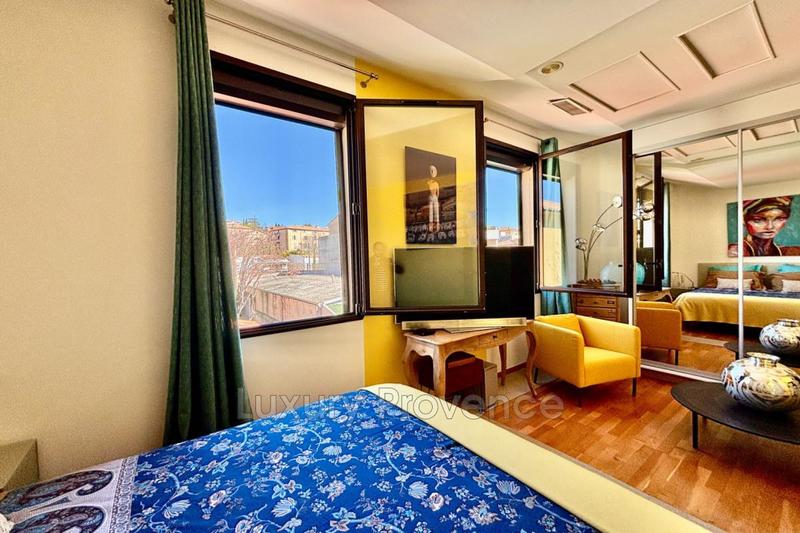 Appartement - 85 m² - 3 pièces