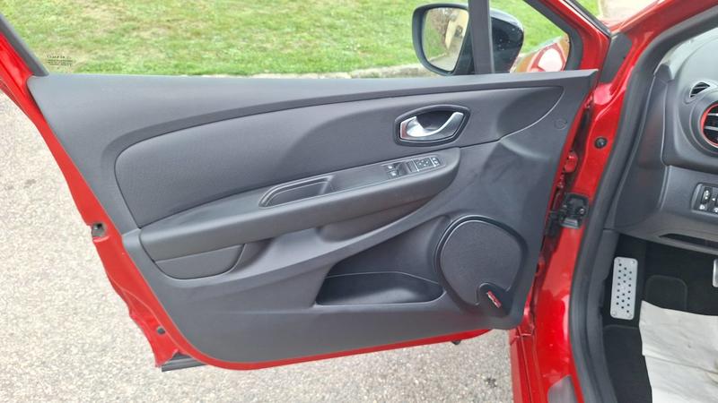 Renault Clio 1.6 Turbo 220 Edc Rs Trophy