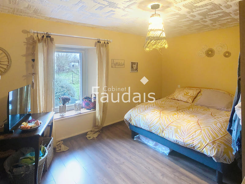 Maison - 90 m² - 4 pièces