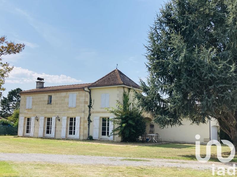 Maison - 177 m² - 8 pièces