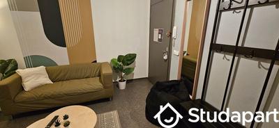 Chambre - 11 m² - 1 pièce