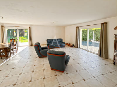 Maison - 166 m² - 5 pièces