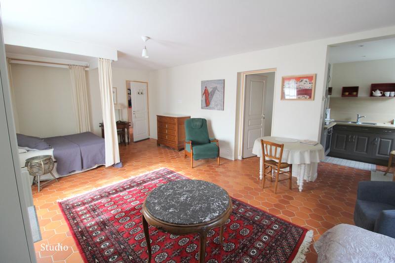 Manoir - 441 m² - 12 pièces