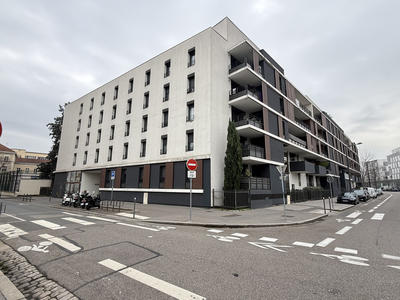 Parking / Garage - 14 m²