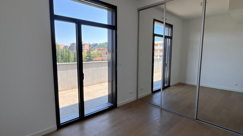 Appartement - 121 m² - 5 pièces