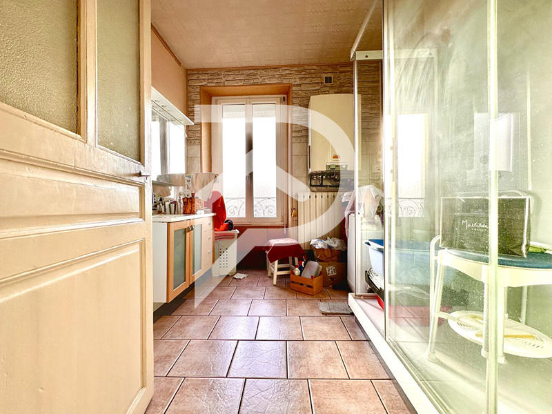 Appartement - 100 m² - 3 pièces