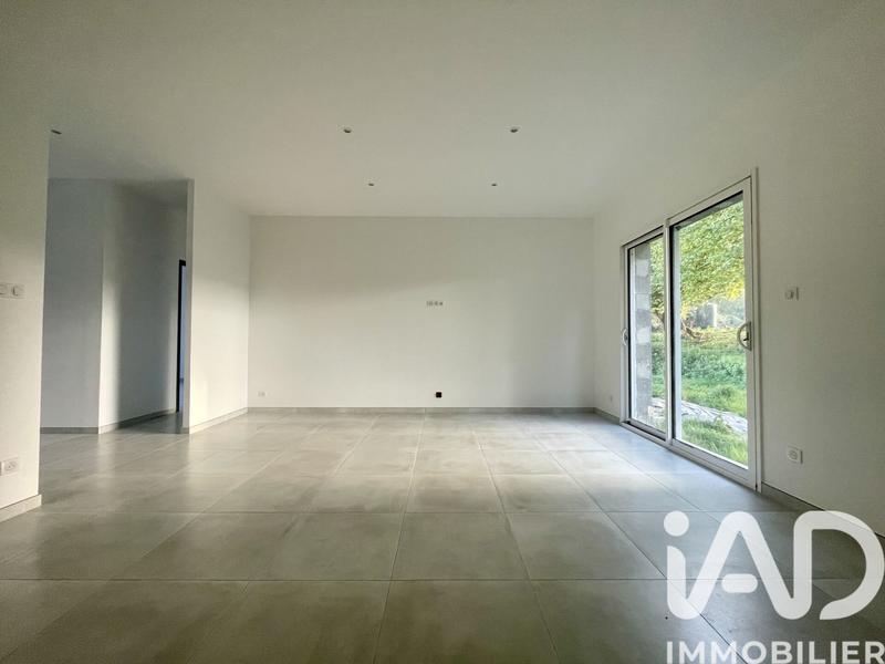 Maison - 98 m² - 5 pièces