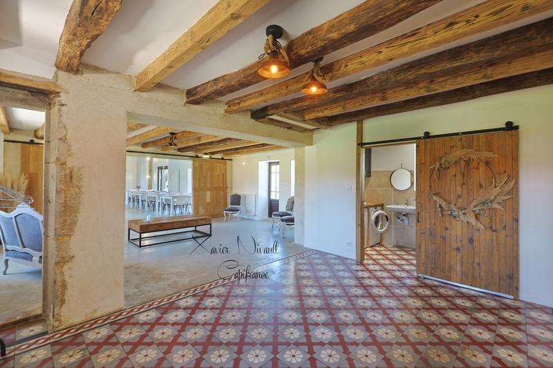 Longère - 355 m² - 11 pièces